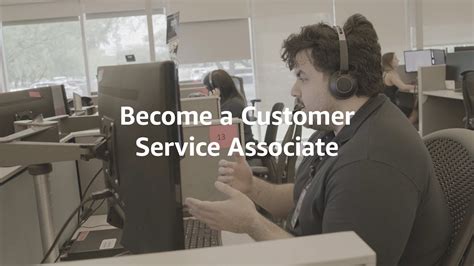 What Does a Customer Service Associate Do? And Why Do They Sometimes Feel Like Mind Readers?